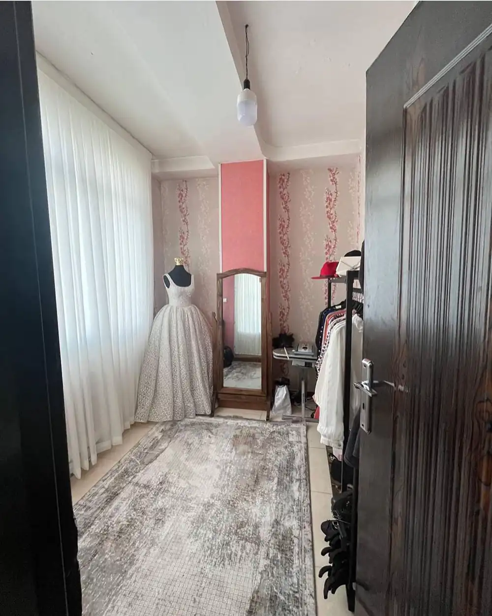 چیدمان جهیزیه عروس ۱۴۰۳