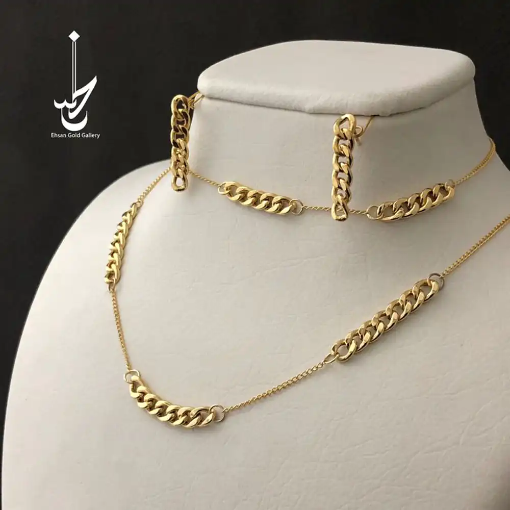 مدل گردنبند طلا کارتیه زنانه