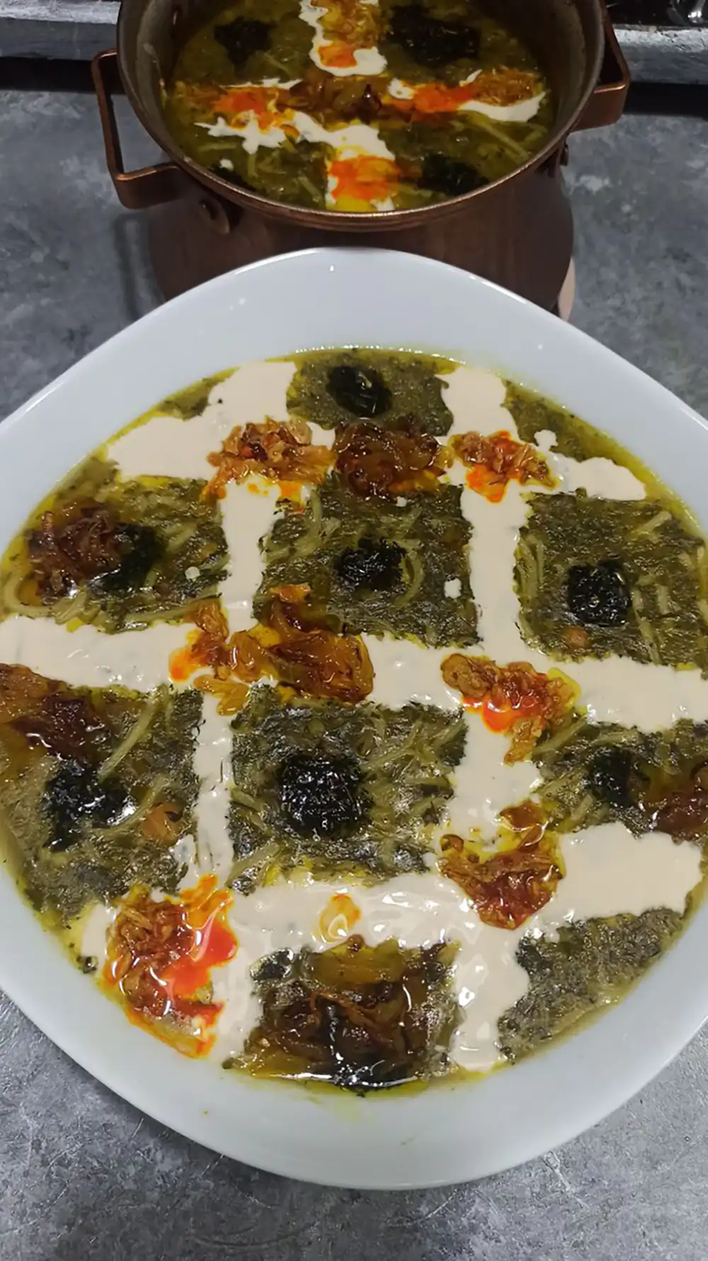 تزیین آش رشته برای مدرسه