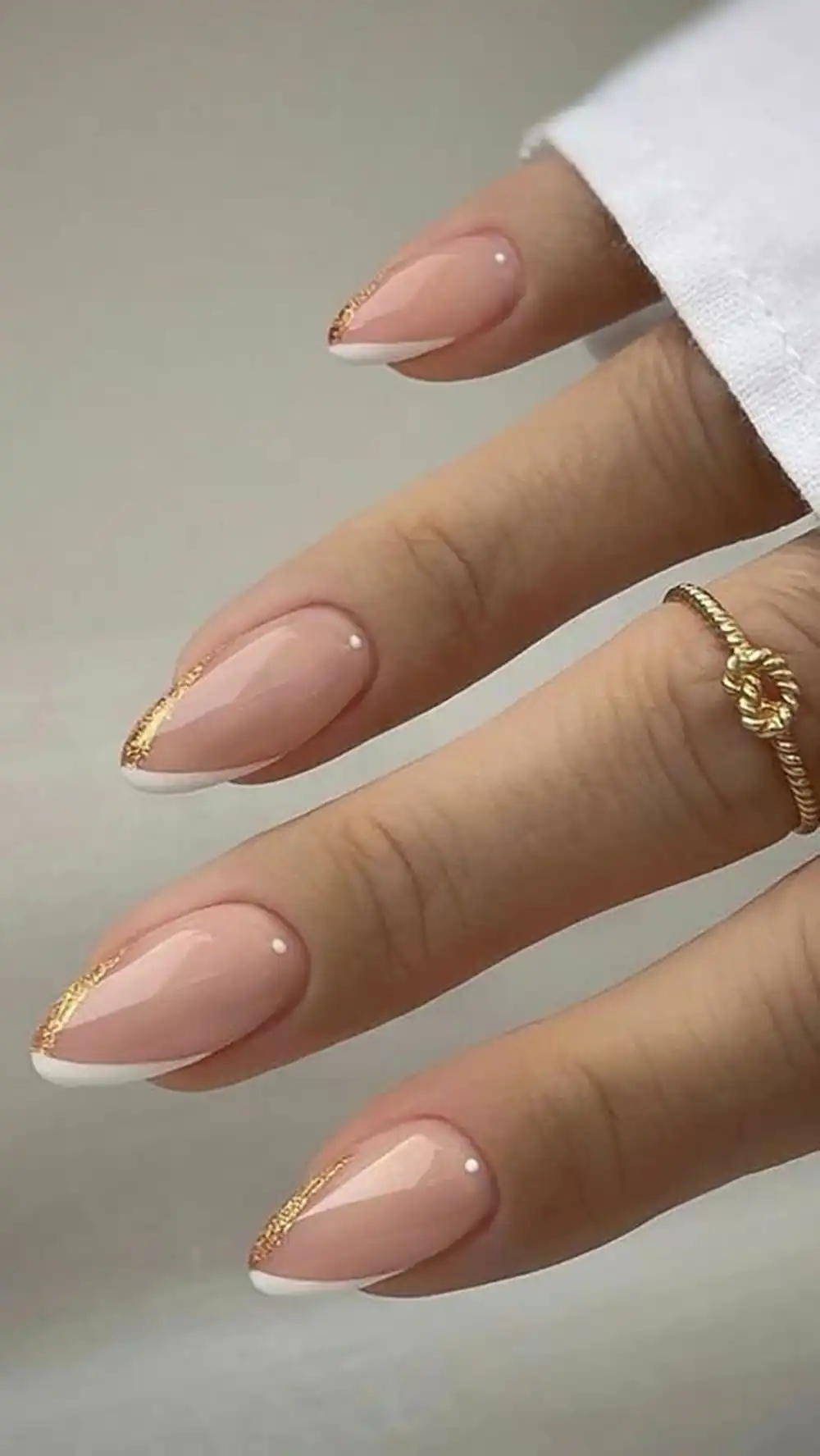 طراحی ناخن مینیمال بهاری