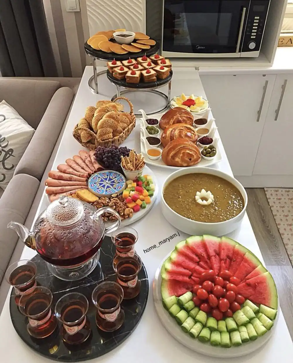 تزیین سفره افطاری ساده