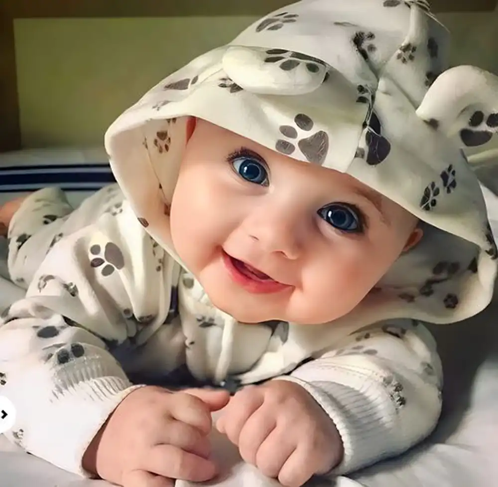 عکس بچه بامزه