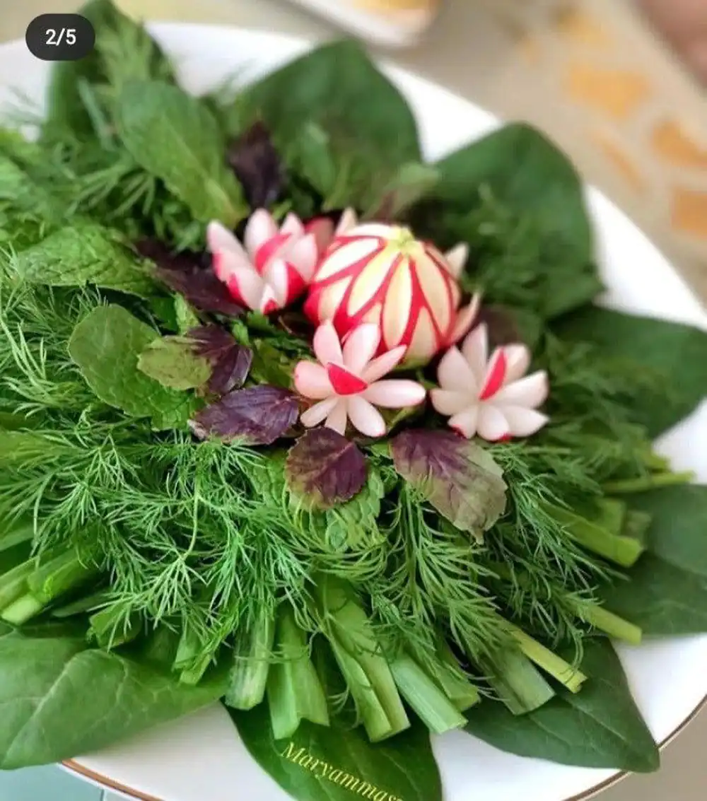 سرو سبزی خوردن مجلسی