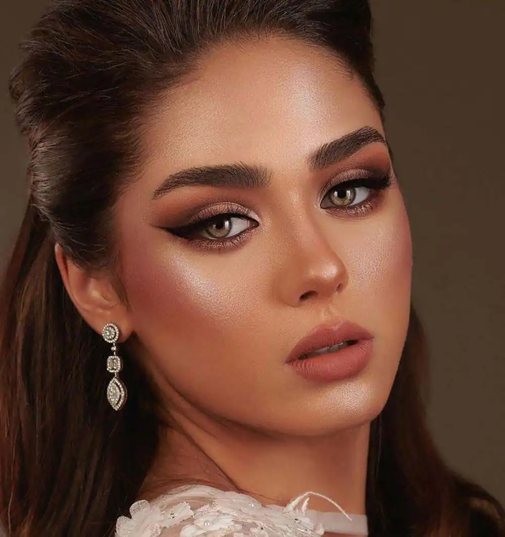 مدل ارایش دخترانه ساده و شیک برای عروسی