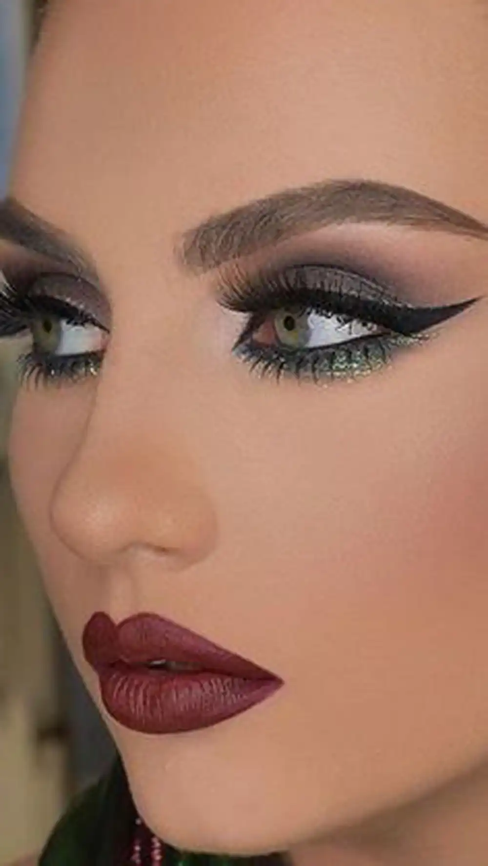 مراحل آرایش صورت مجلسی