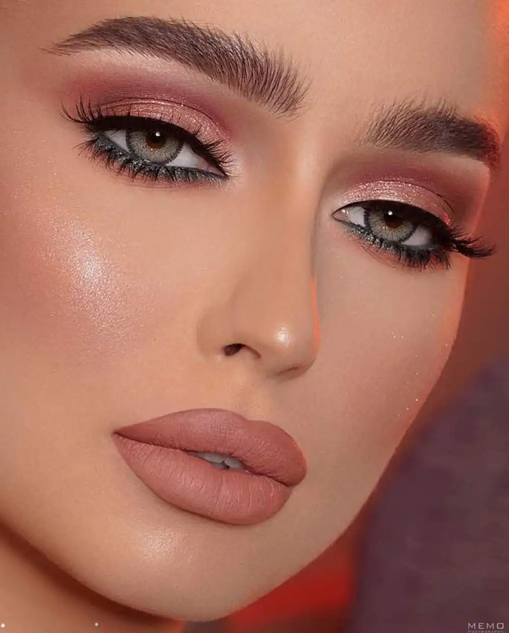 آرایش صورت ملایم نچرال